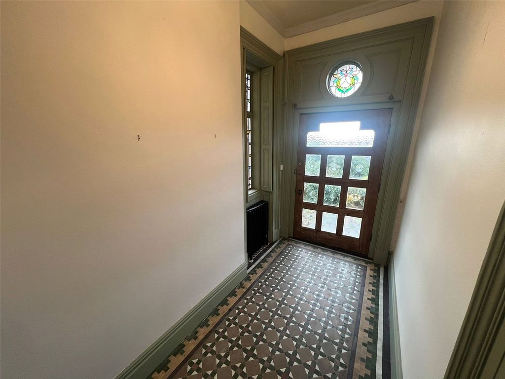 Property photo 2 of 16 Picture No. 46