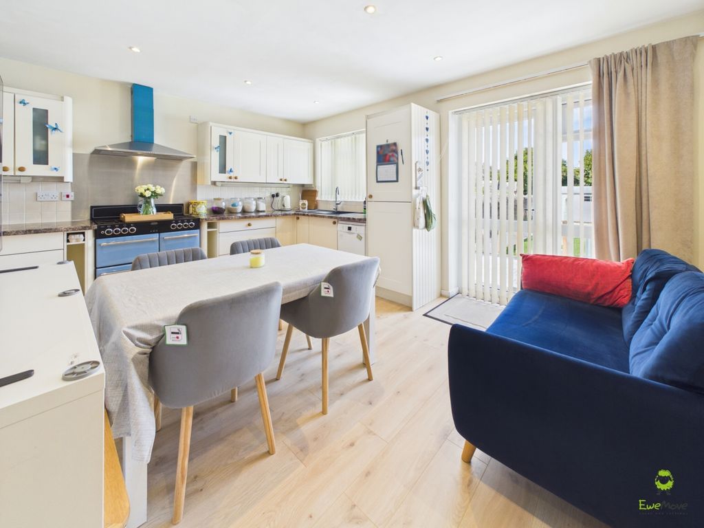 Property photo 1 of 25 Presented By Clinton At Ewemove Bexleyheath And Da