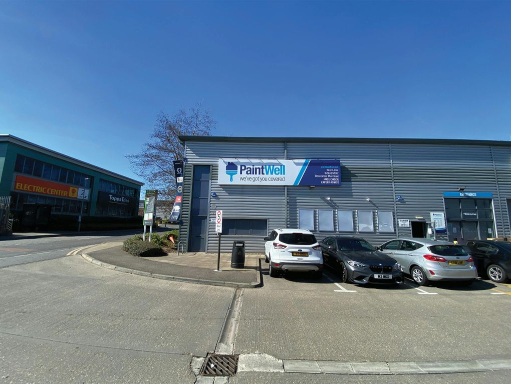 Property photo 1 of 2 E6J31Park.Jpg