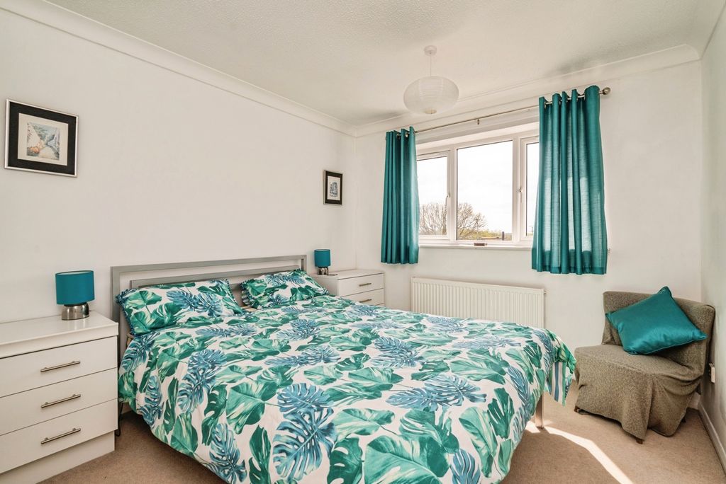 Property photo 3 of 26 Photo