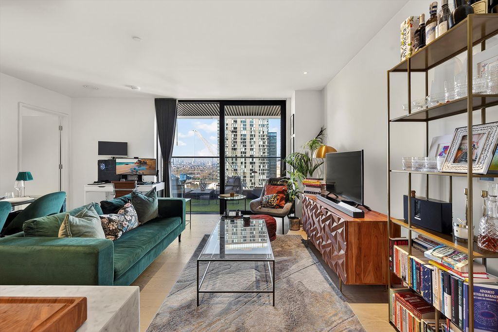 Property photo 1 of 9 Image