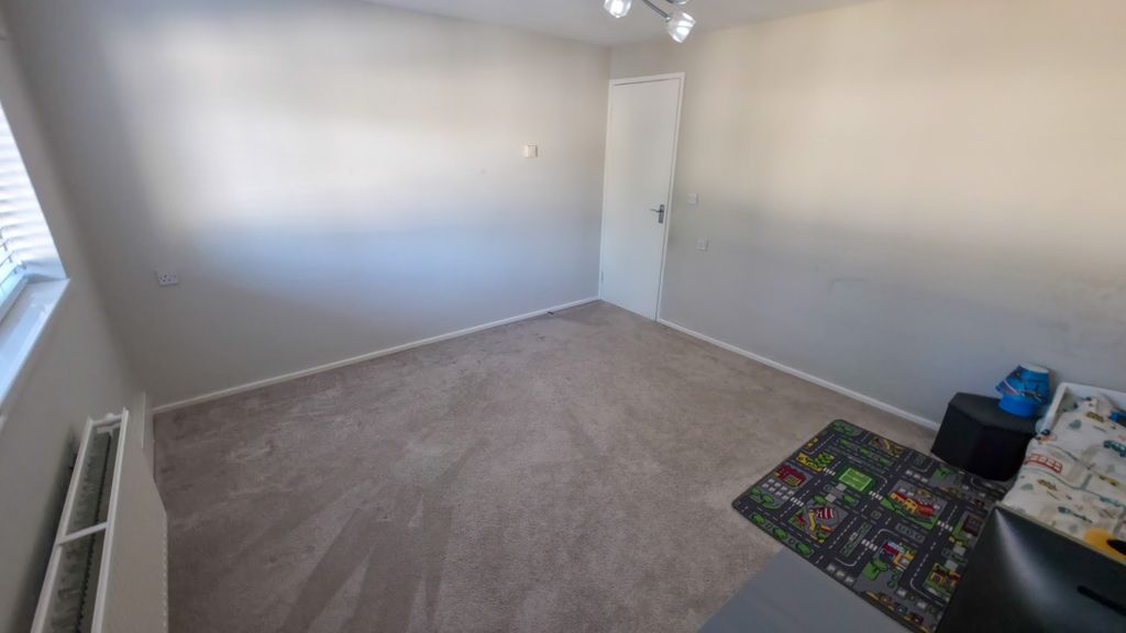Property photo 2 of 9 20261013_153812