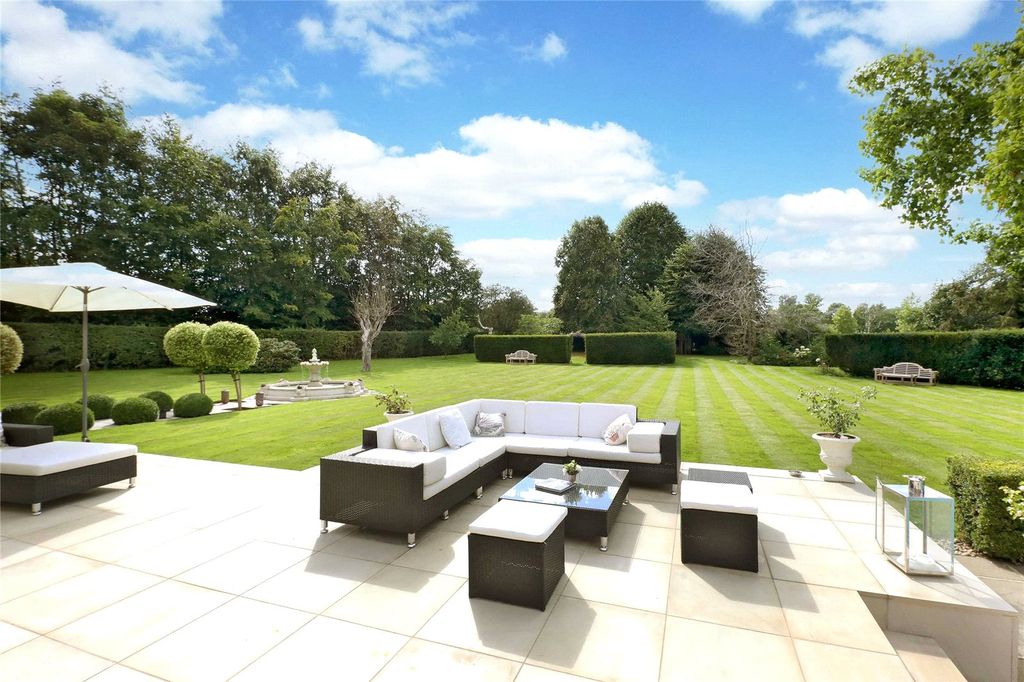 Additional image 21 of 7 bed detached house for saleHall Place Lane, Burchetts Green, Maidenhead, Berkshire SL6
