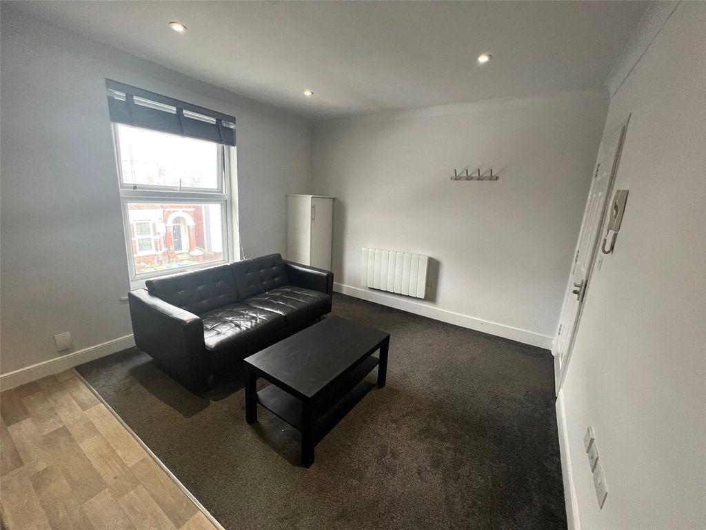 Property photo 3 of 9 Picture No. 09