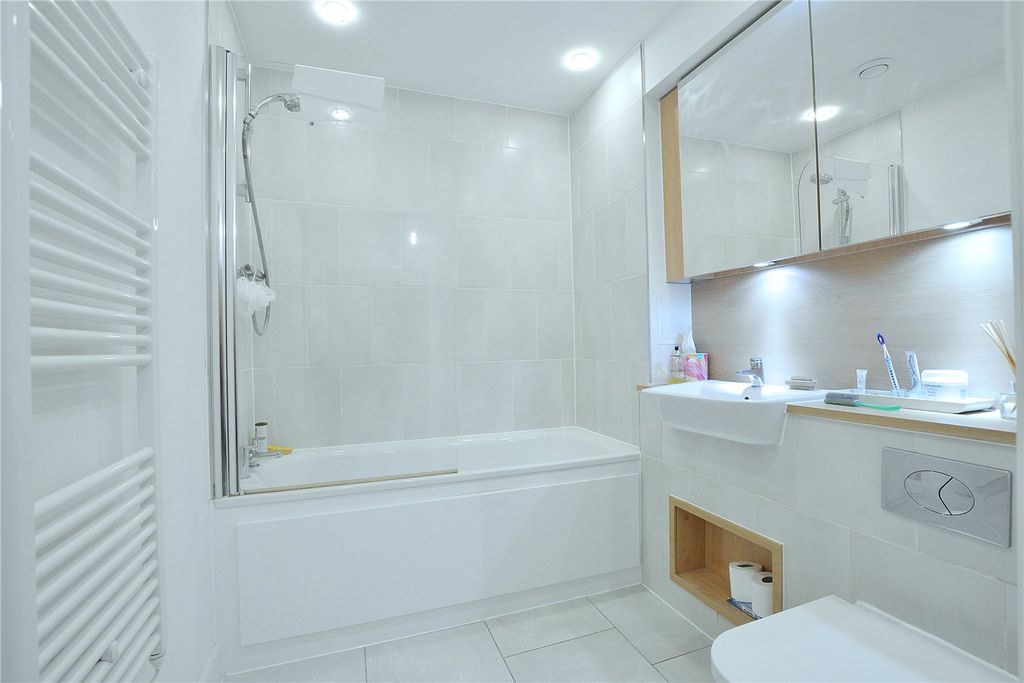 Property photo 2 of 7 Picture No. 04