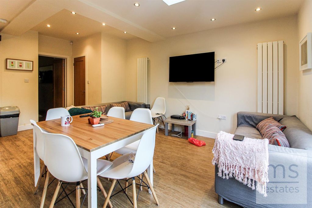 Property photo 3 of 11 Img_8641.Jpg