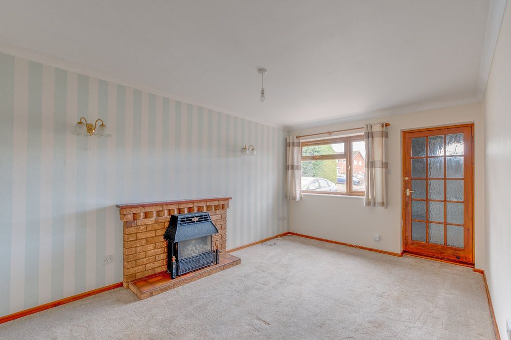Property photo 2 of 13 Picture No. 18