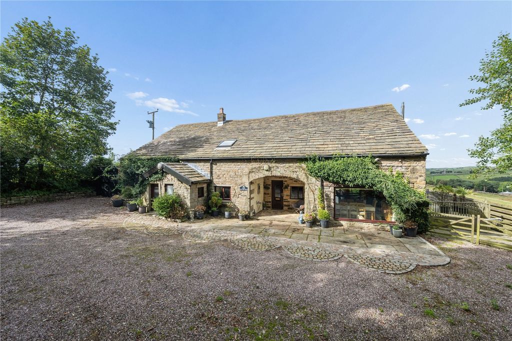 Property photo 1 of 41 External