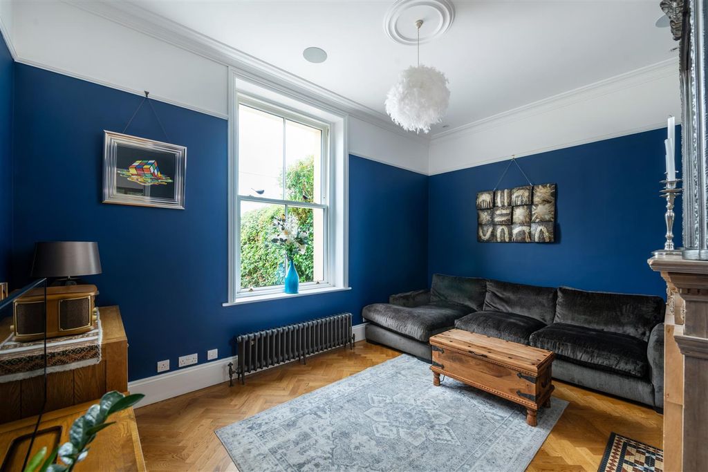 Property photo 2 of 31 1 Broadbridge Cottages Internals.Jpg