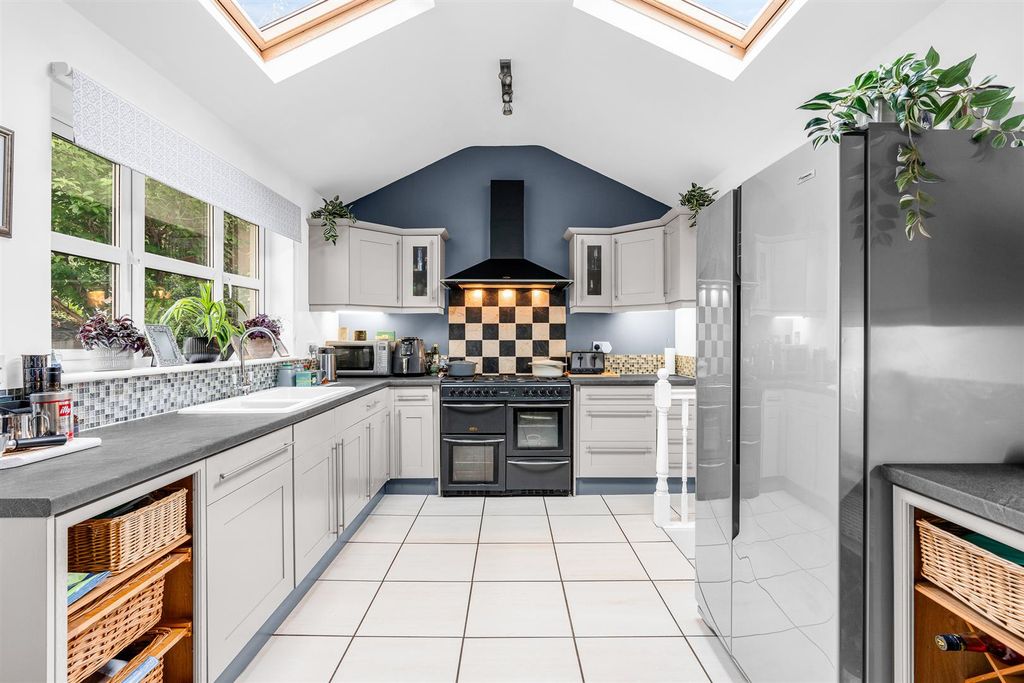 Property photo 2 of 31 Internal-4.Jpg