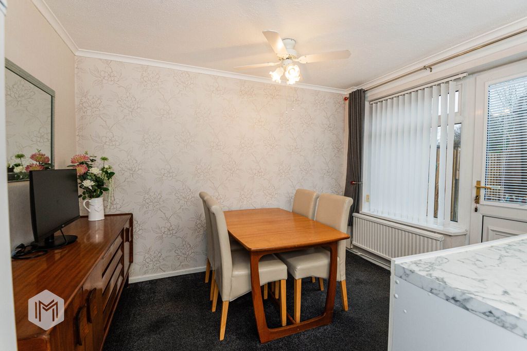 Property photo 3 of 17 Picture No. 09