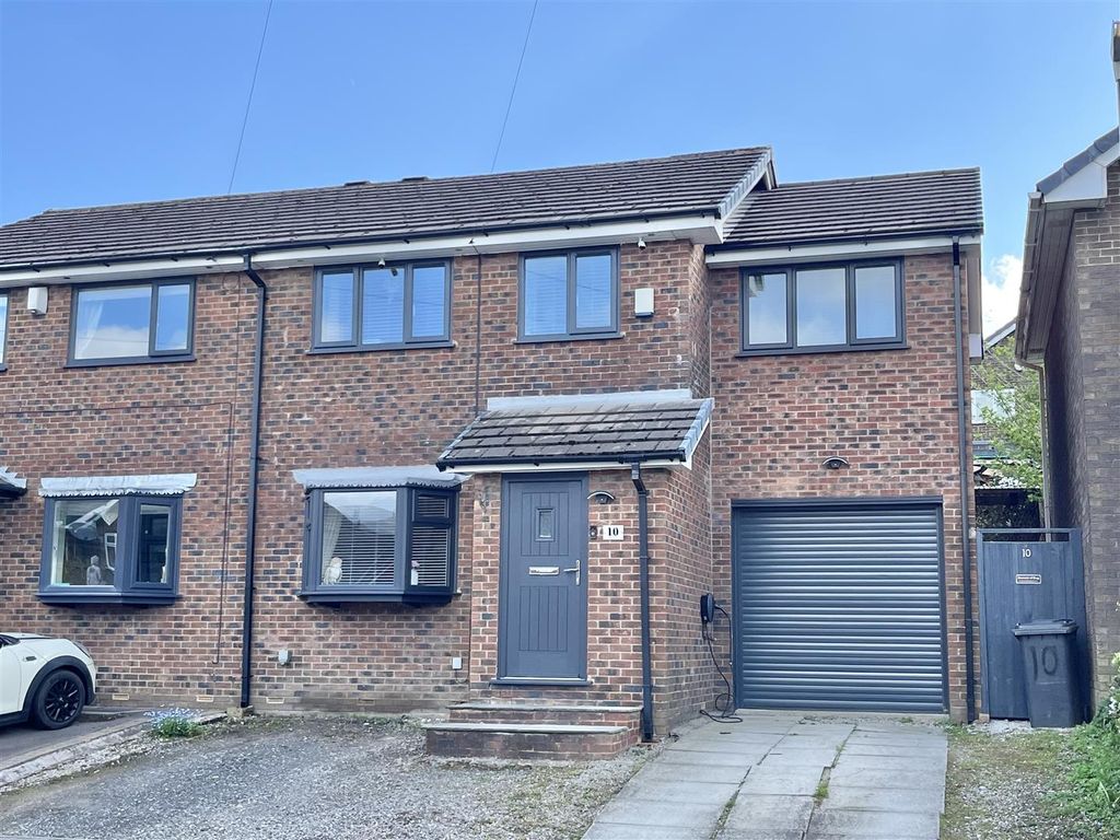 Property photo 1 of 16 Front View