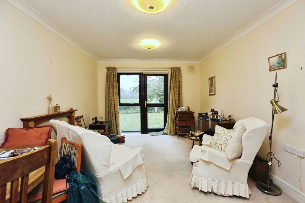 Property photo 2 of 15 Pbox-Img.Jpg