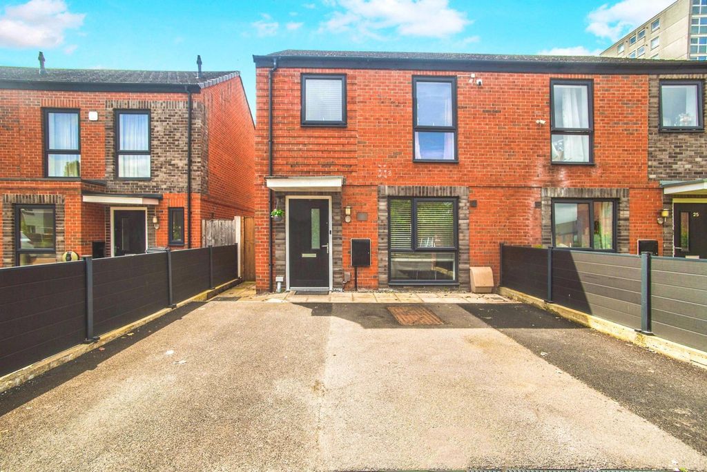 Property photo 1 of 21 Pbox-Img.Jpg