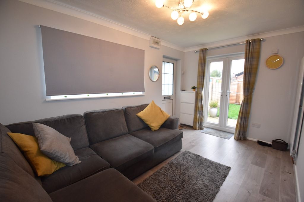Property photo 2 of 8 2104142