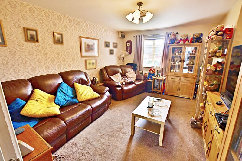 Property photo 3 of 14 Photo 2