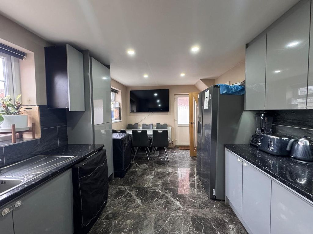 Property photo 2 of 21 Whatsapp Image 2026-02-24 At 4.48.45 Pm (3).Jpeg