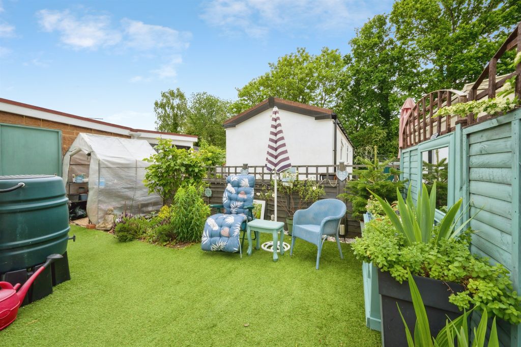 Property photo 3 of 16