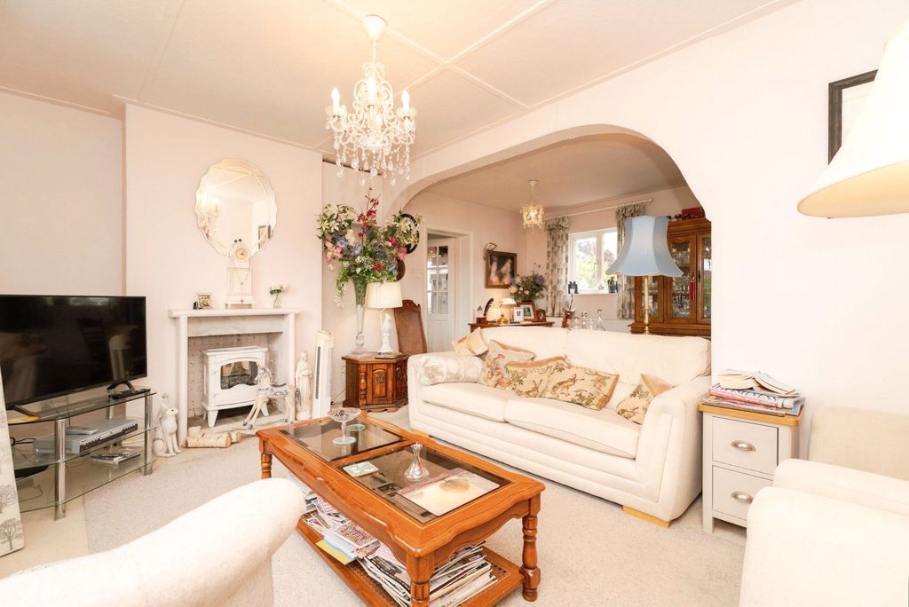 Property photo 2 of 18 Picture No. 02