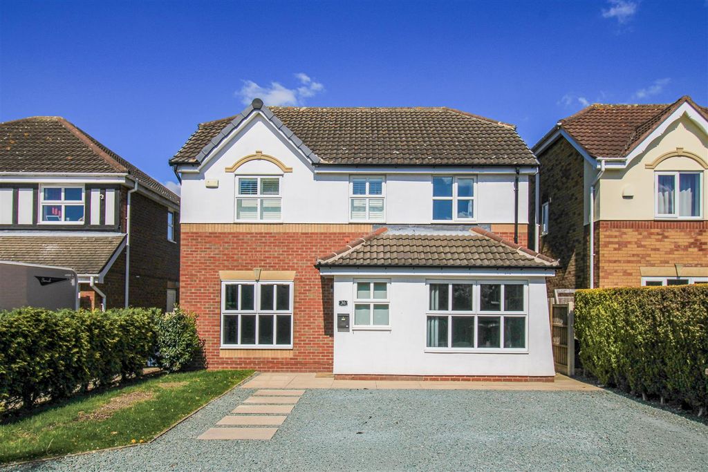 Property photo 1 of 15