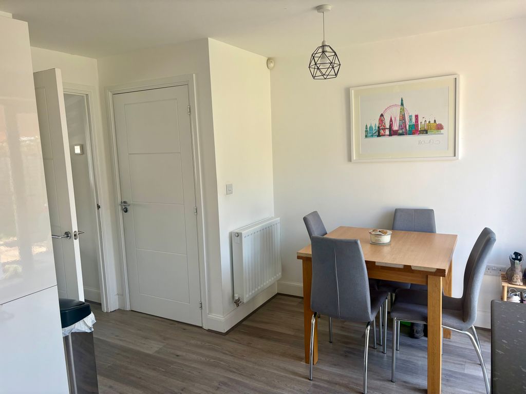 Property photo 3 of 12 Img6810