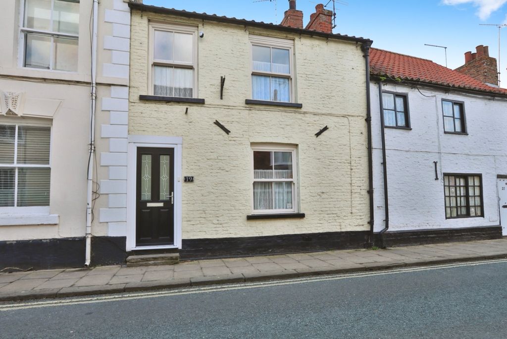 Property photo 1 of 16 3973433