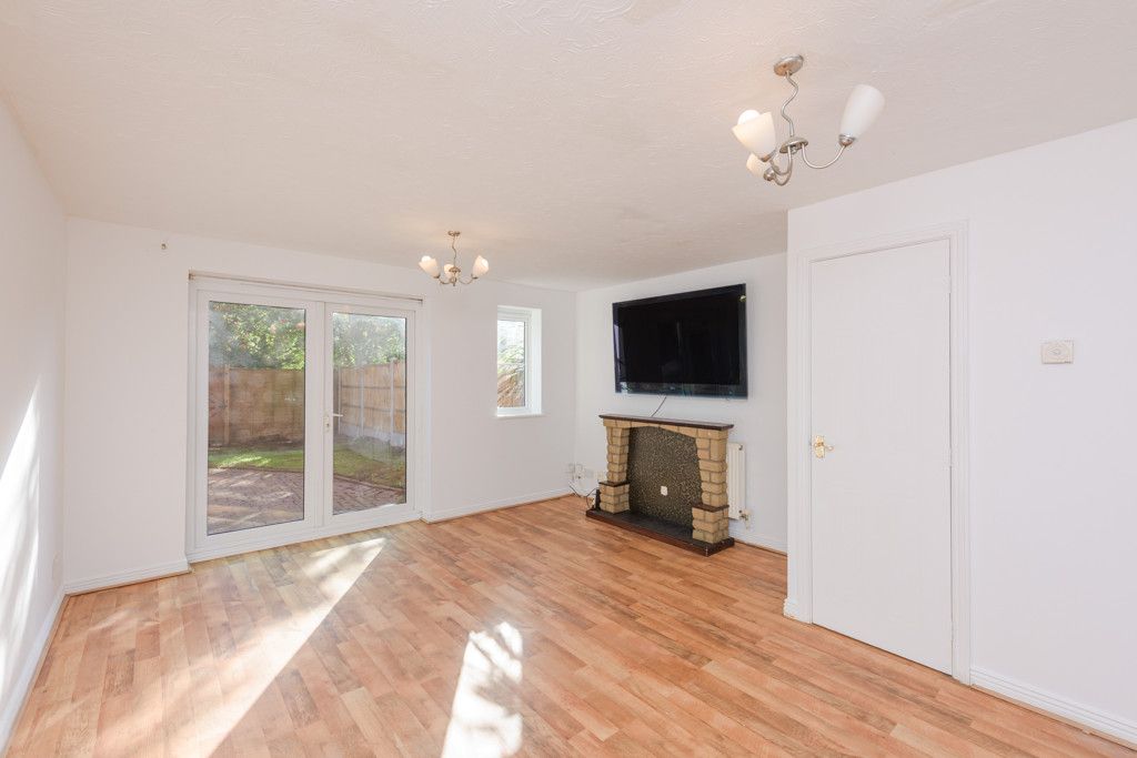 Property photo 2 of 23