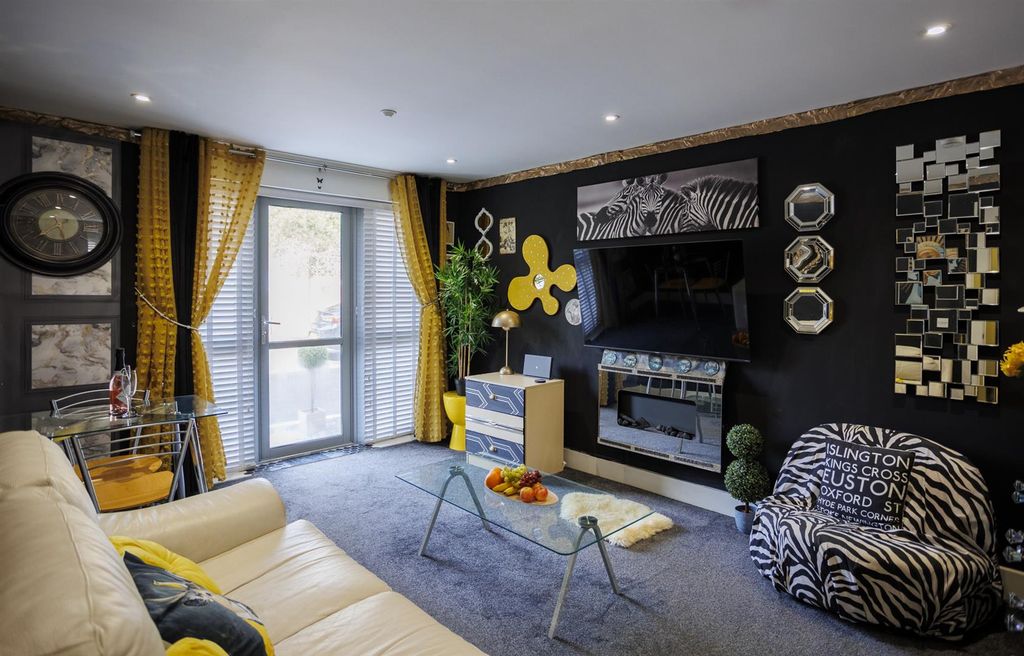 Property photo 3 of 13 Sheradondublin_Property_Photography_Margate_Thepas