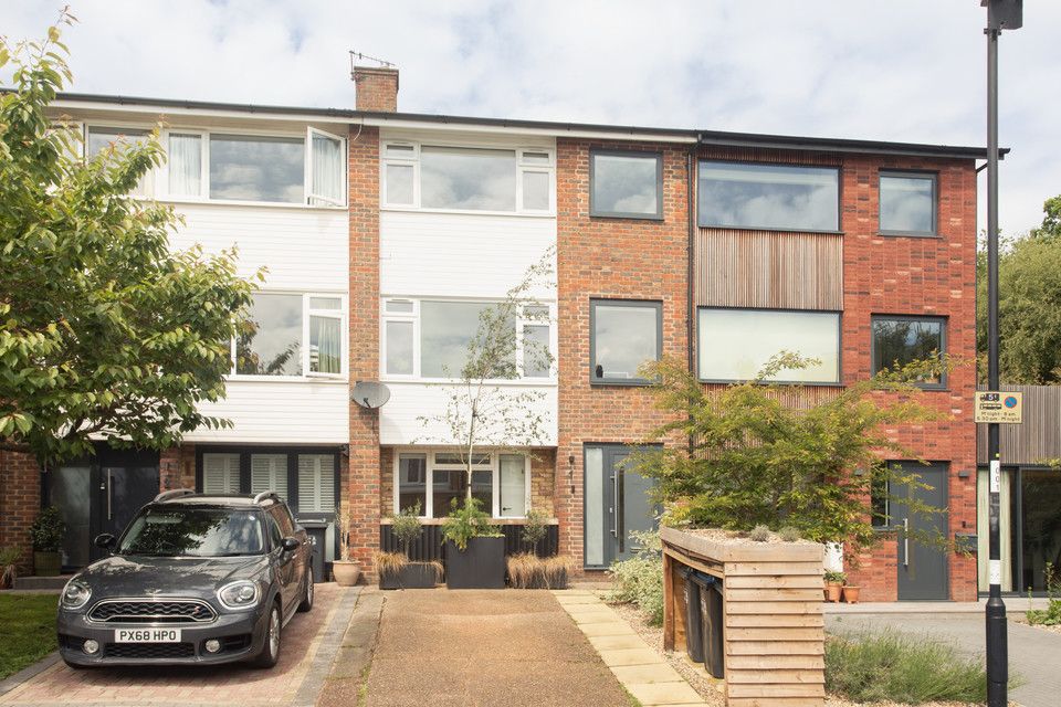 Property photo 1 of 34