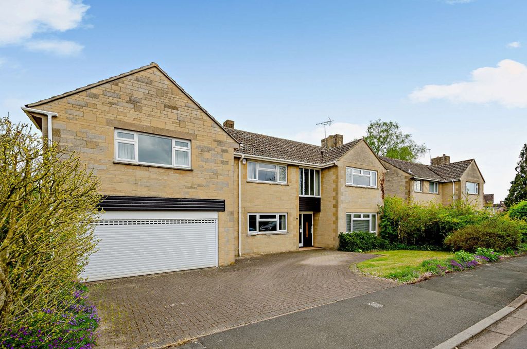 Property photo 1 of 18 Picture No. 01