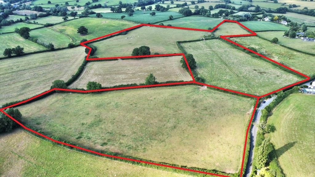 Property photo 2 of 10 Picture No. 02