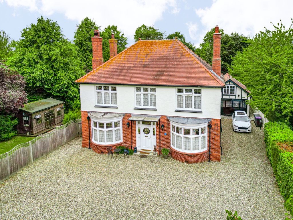 Property photo 1 of 34