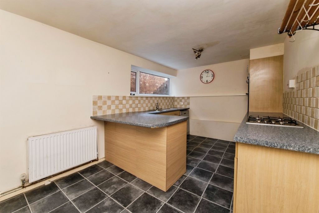 Property photo 3 of 17