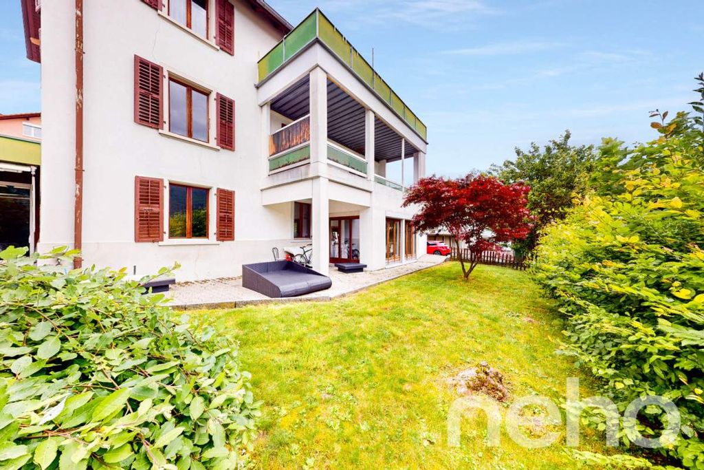 Property photo 3 of 13