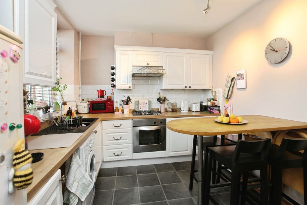 Property photo 3 of 15