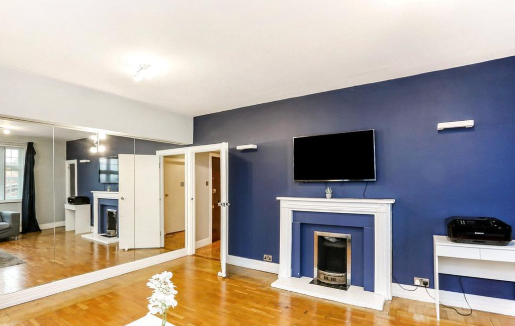 Property photo 2 of 9