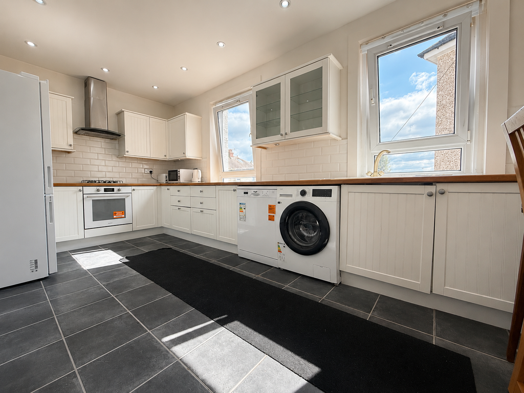 Property photo 2 of 16 Kenilworth