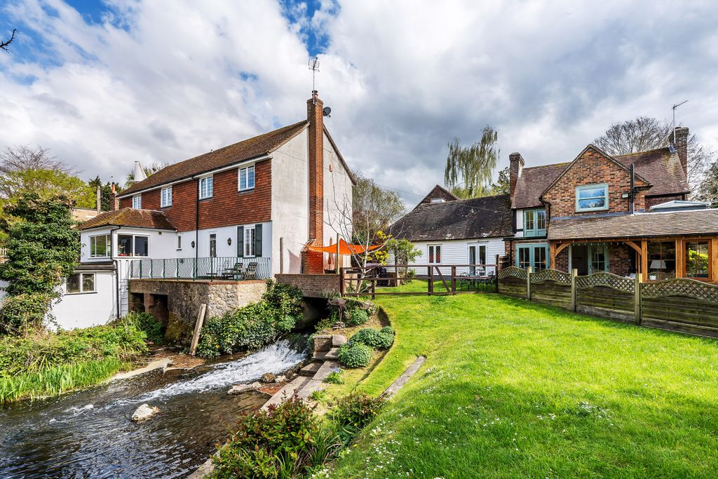 Property photo 2 of 28 Photo 2