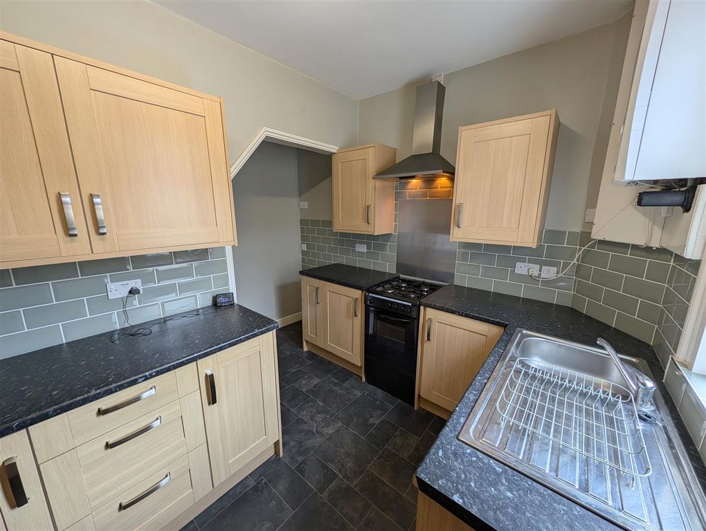 Property photo 2 of 10 Kitchen/Diner