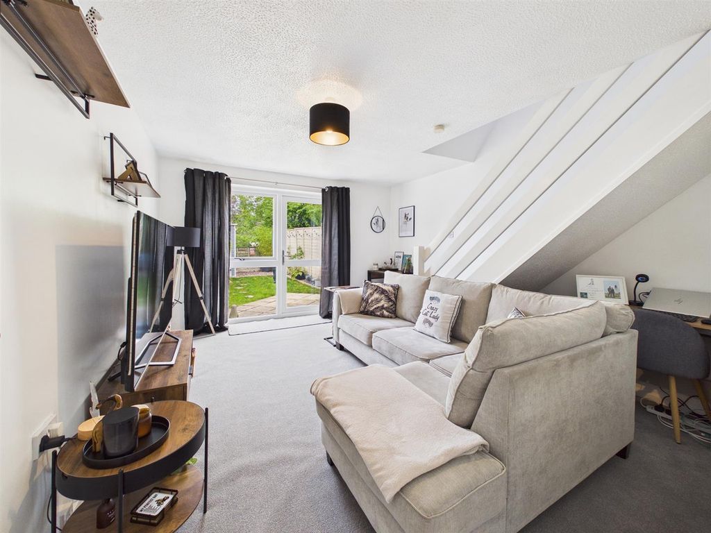 Property photo 3 of 14