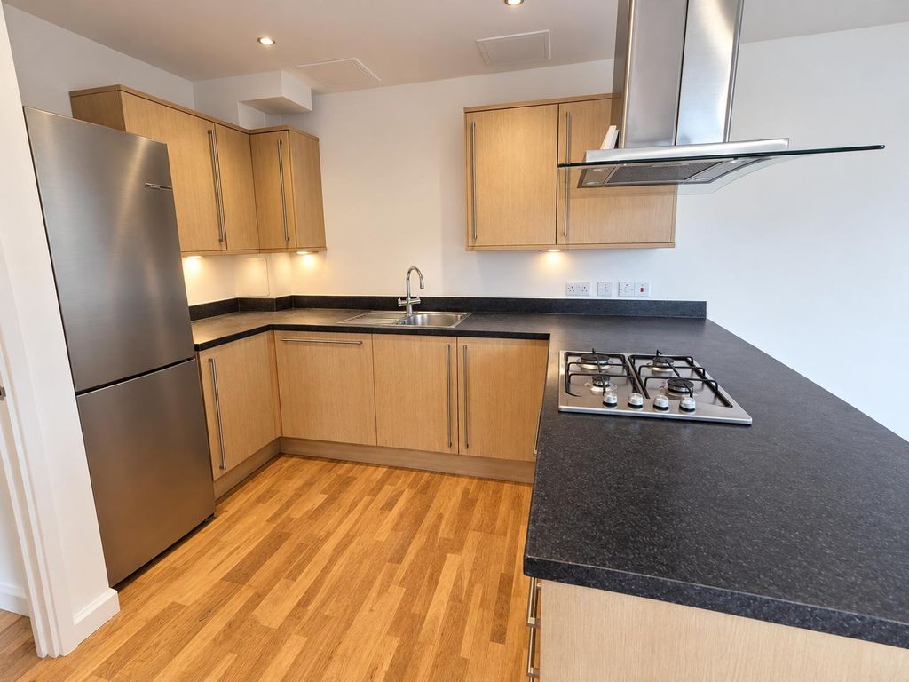 Property photo 2 of 6 Kitchen