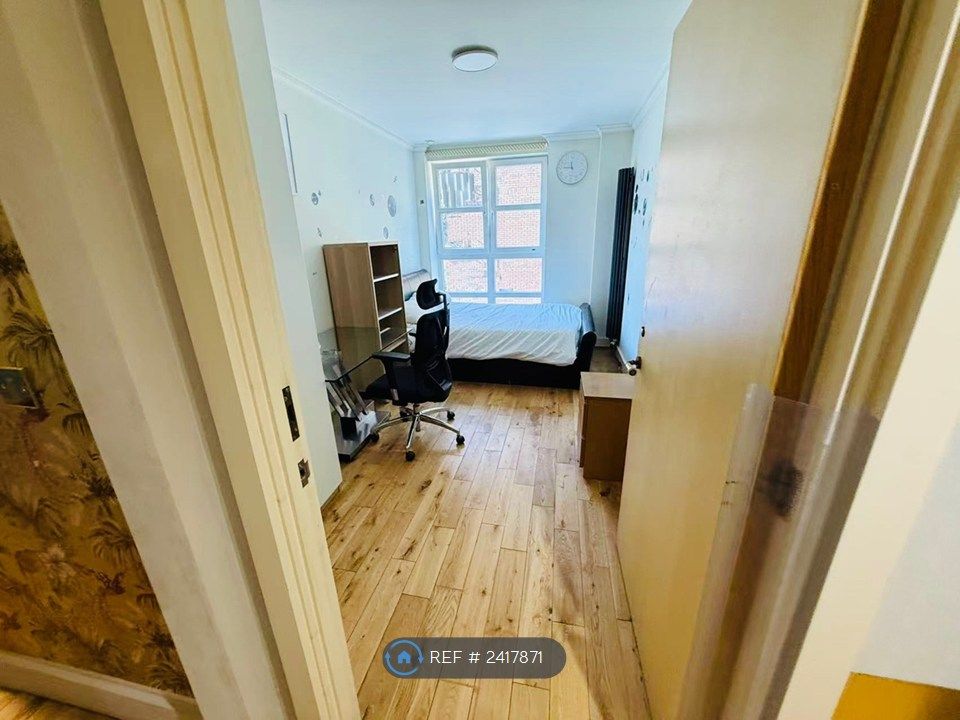 Property photo 1 of 4