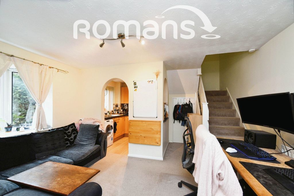 Property photo 2 of 7 2