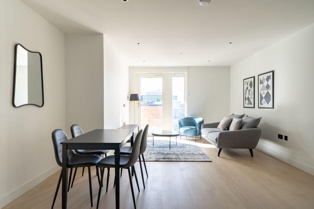 Property photo 3 of 17 Dsc02031