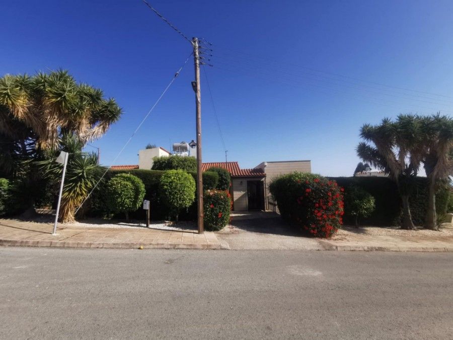 Property photo 1 of 26