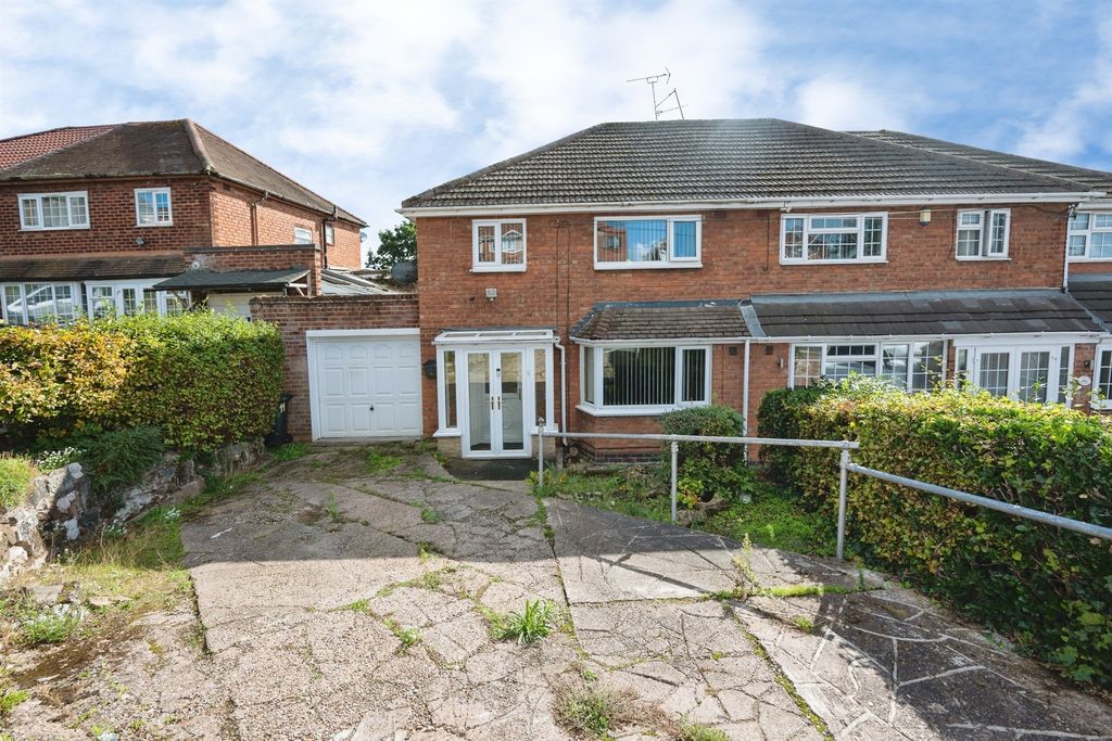 Property photo 1 of 15