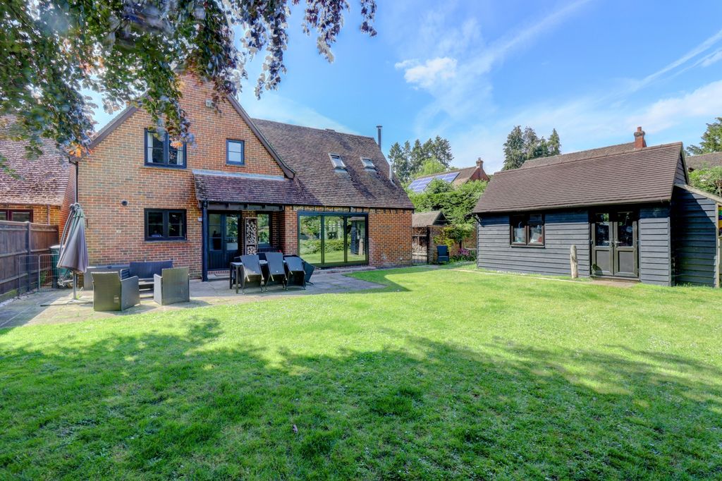 Property photo 1 of 17 Picture No. 22
