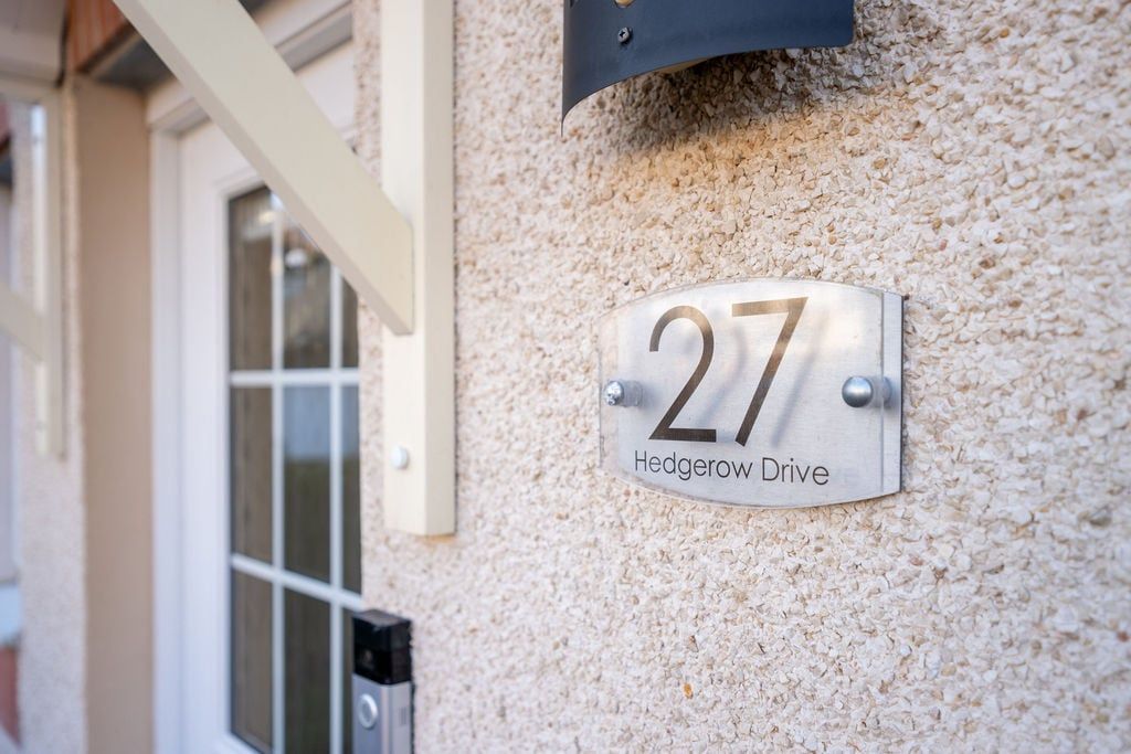 Property photo 2 of 43