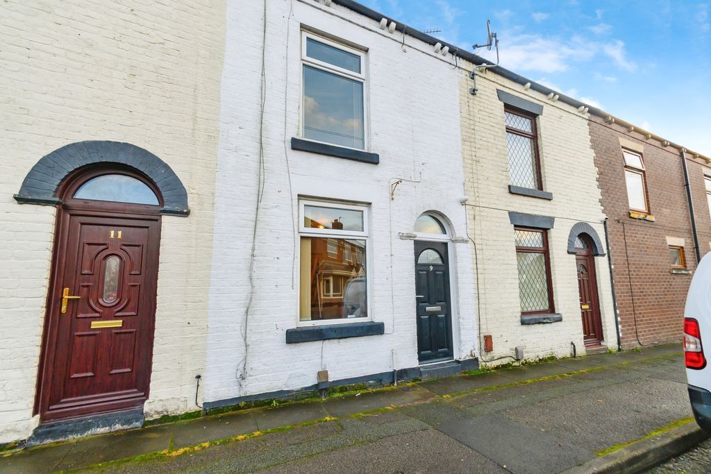 Property photo 1 of 15