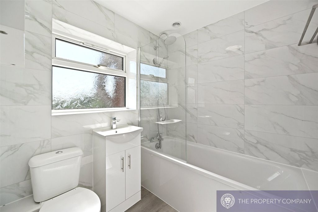 Property photo 2 of 10 Picture No. 11